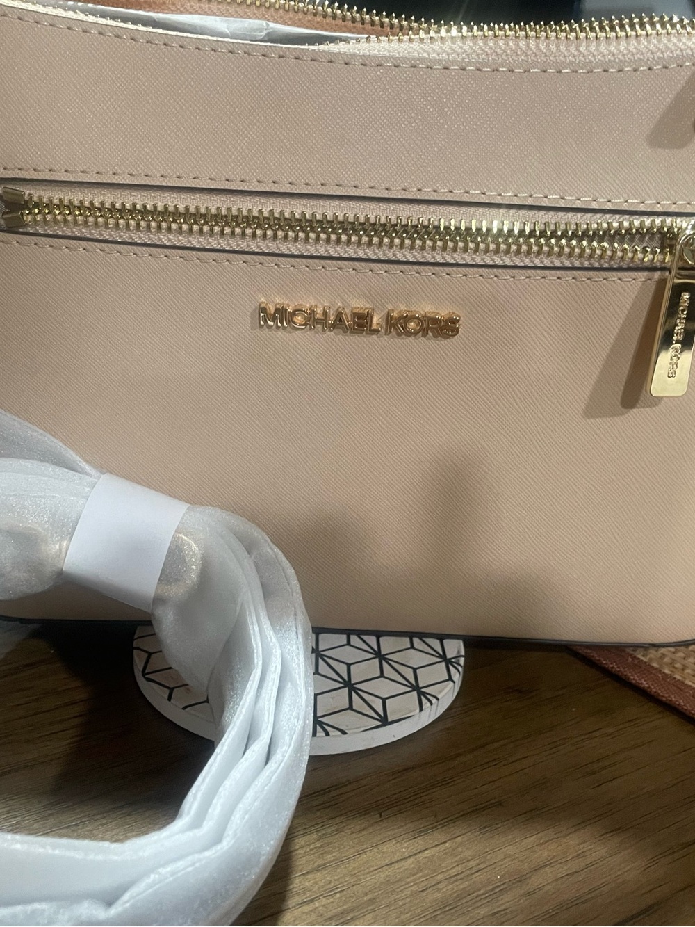 Michael Kors Jet Set Bag Saffiano Leather Crossbody & Shoulder Bag Chain BUFF - Picture 11 of 16